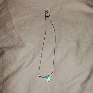 Artsy Silver And Marble Irridescant Necklace